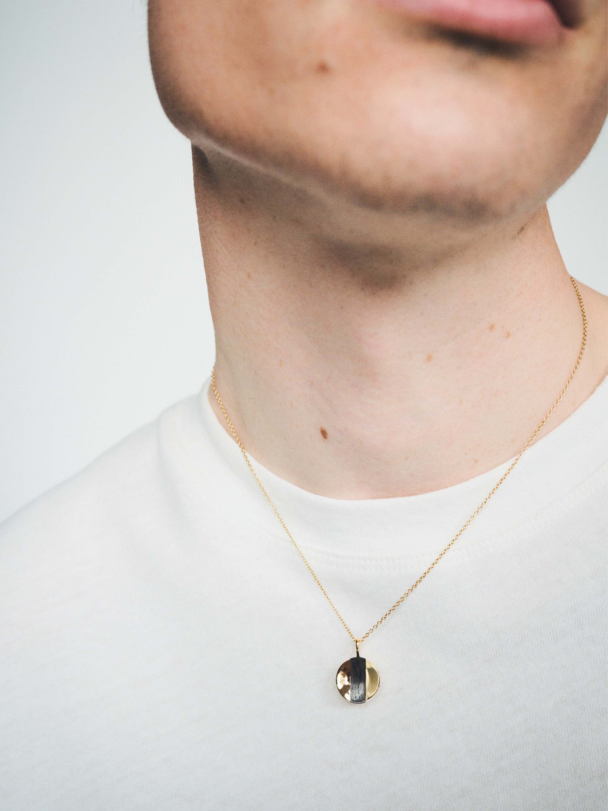 OSKAR PENDENTIF