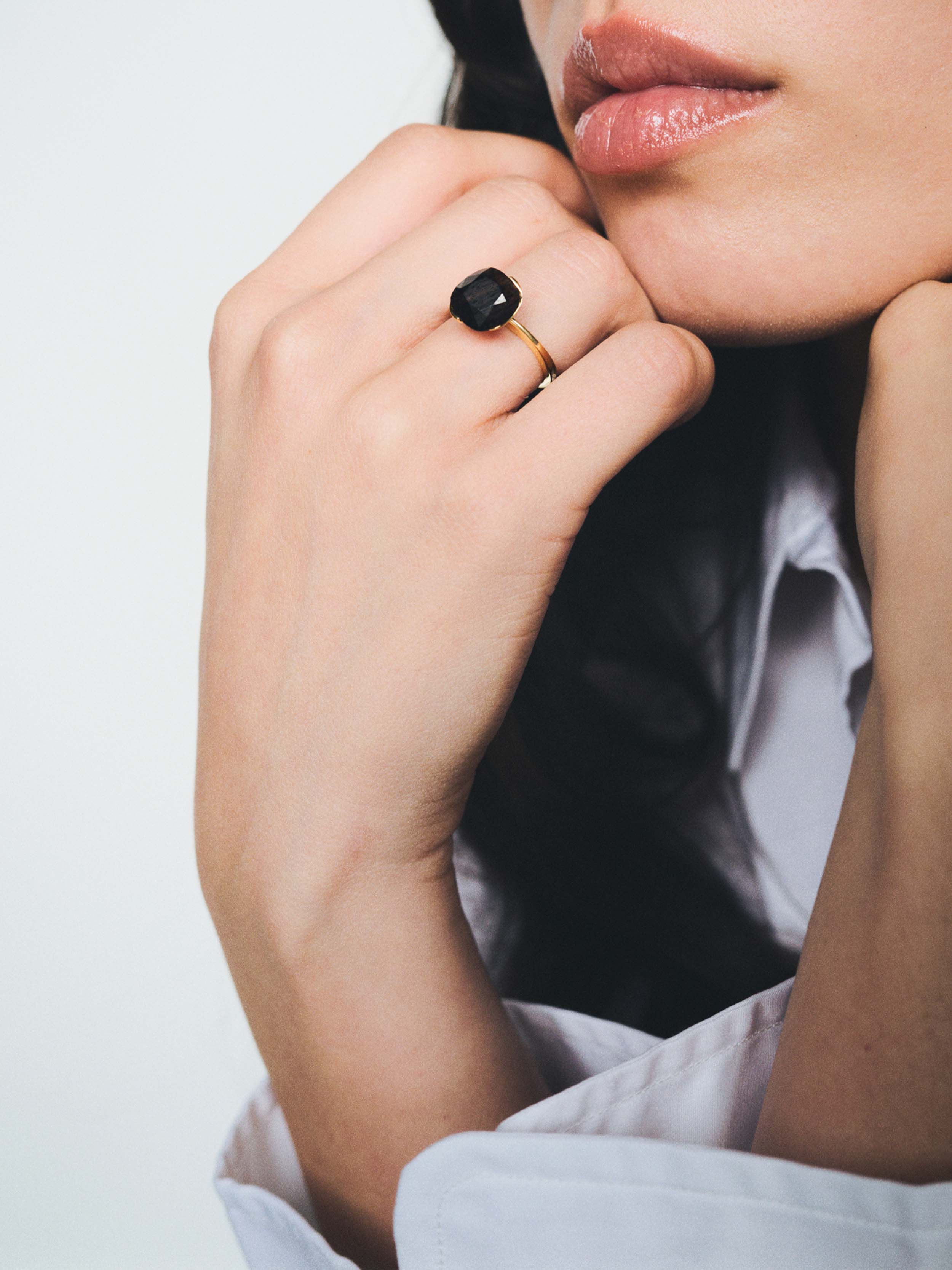 PETAL RING 3CT. CUSHION SLEBET MPINGO