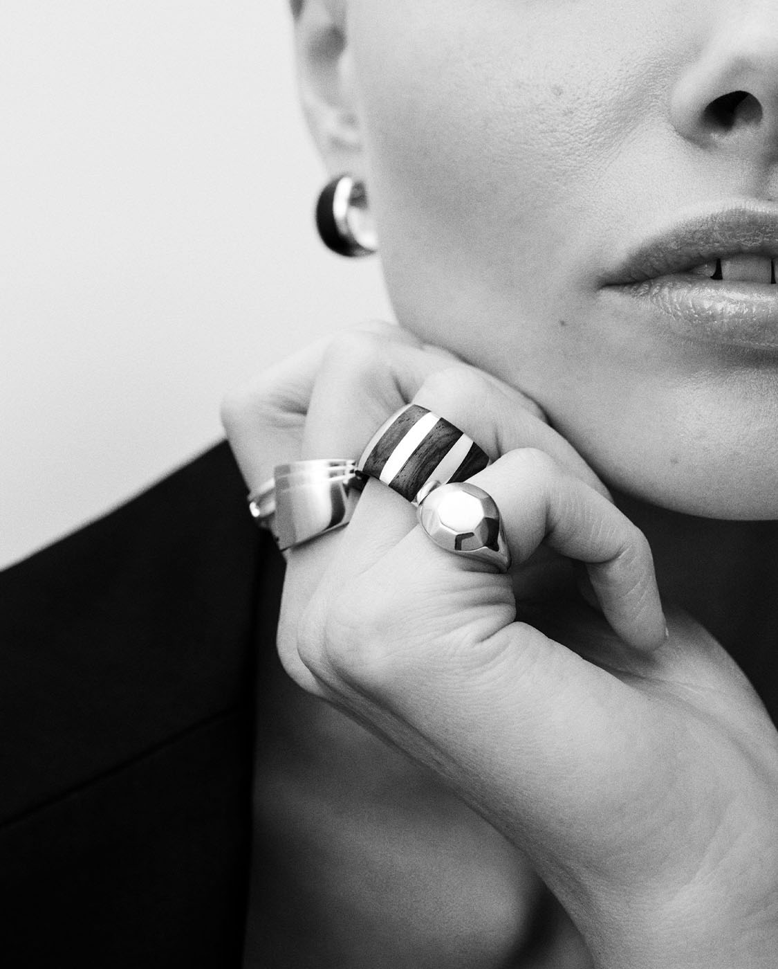 Model wearing KINRADEN rings