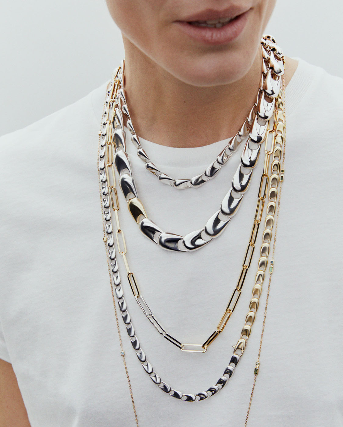 NECKLACES & PENDANTS