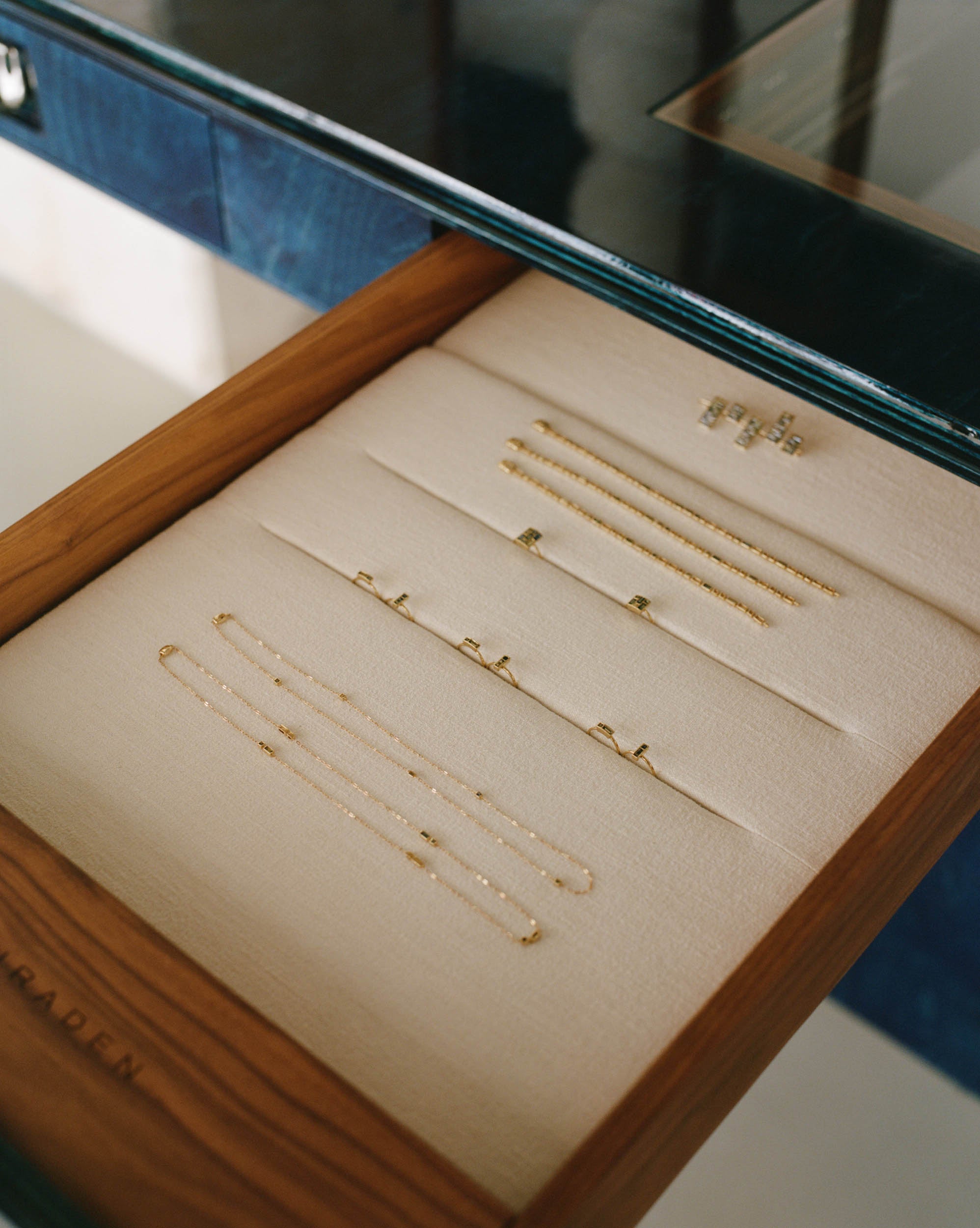 KINRADEN fine jewellery