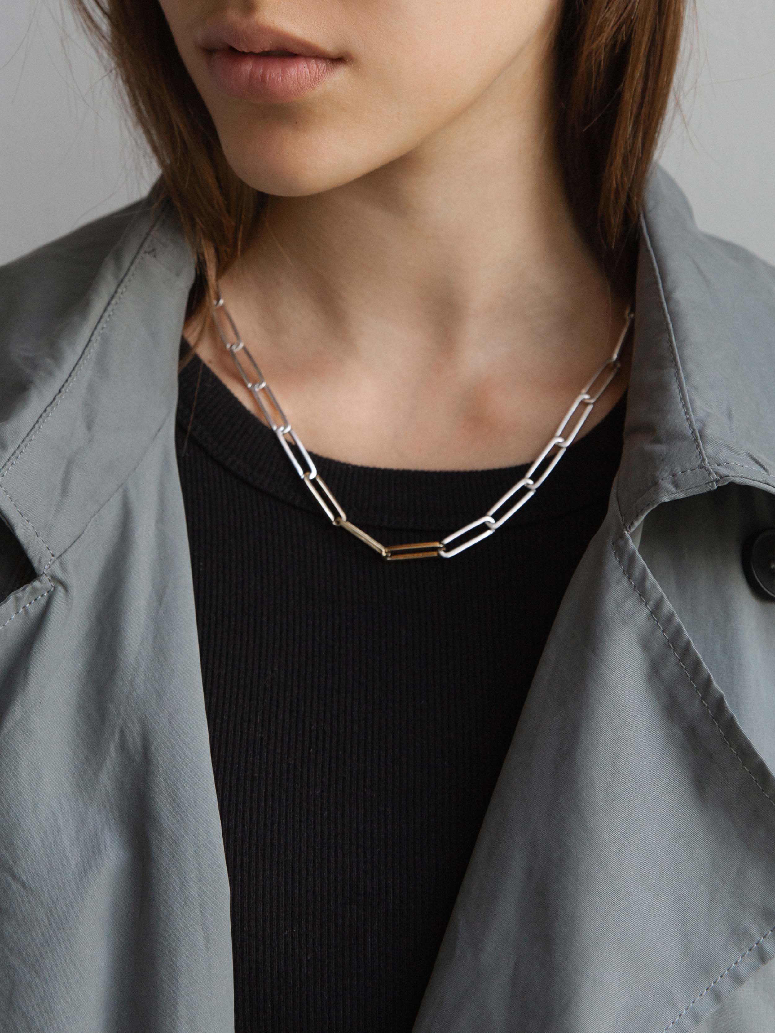KINRADEN APS EXHALING HER SMALL Necklace - sterling silver, 3 gold links Necklaces