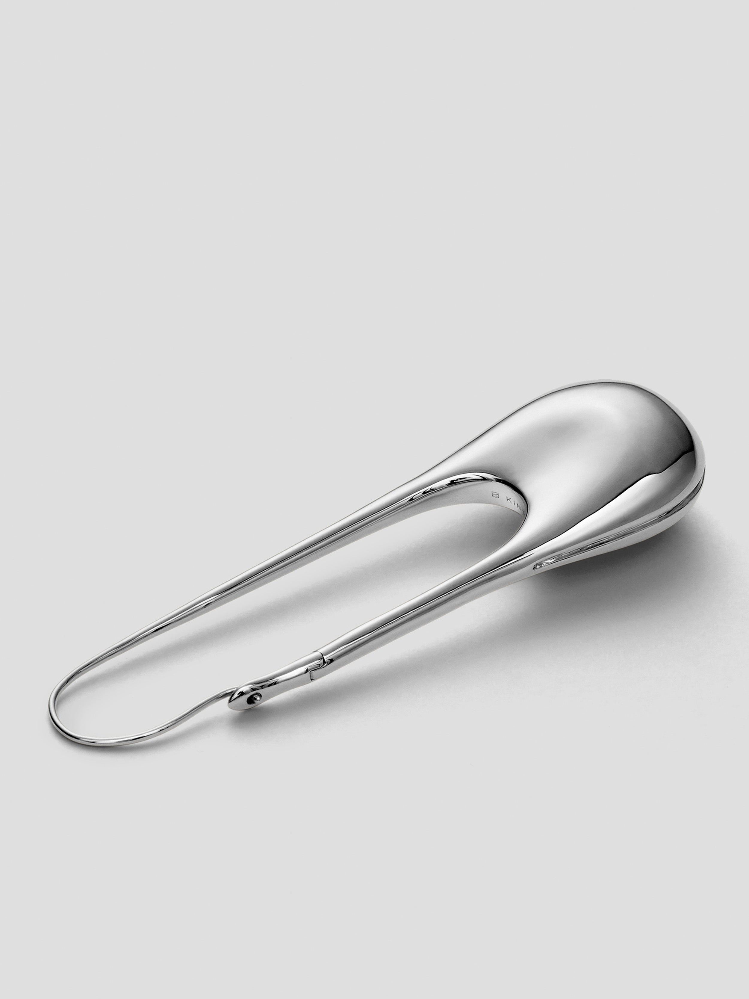 IONIC EARRING