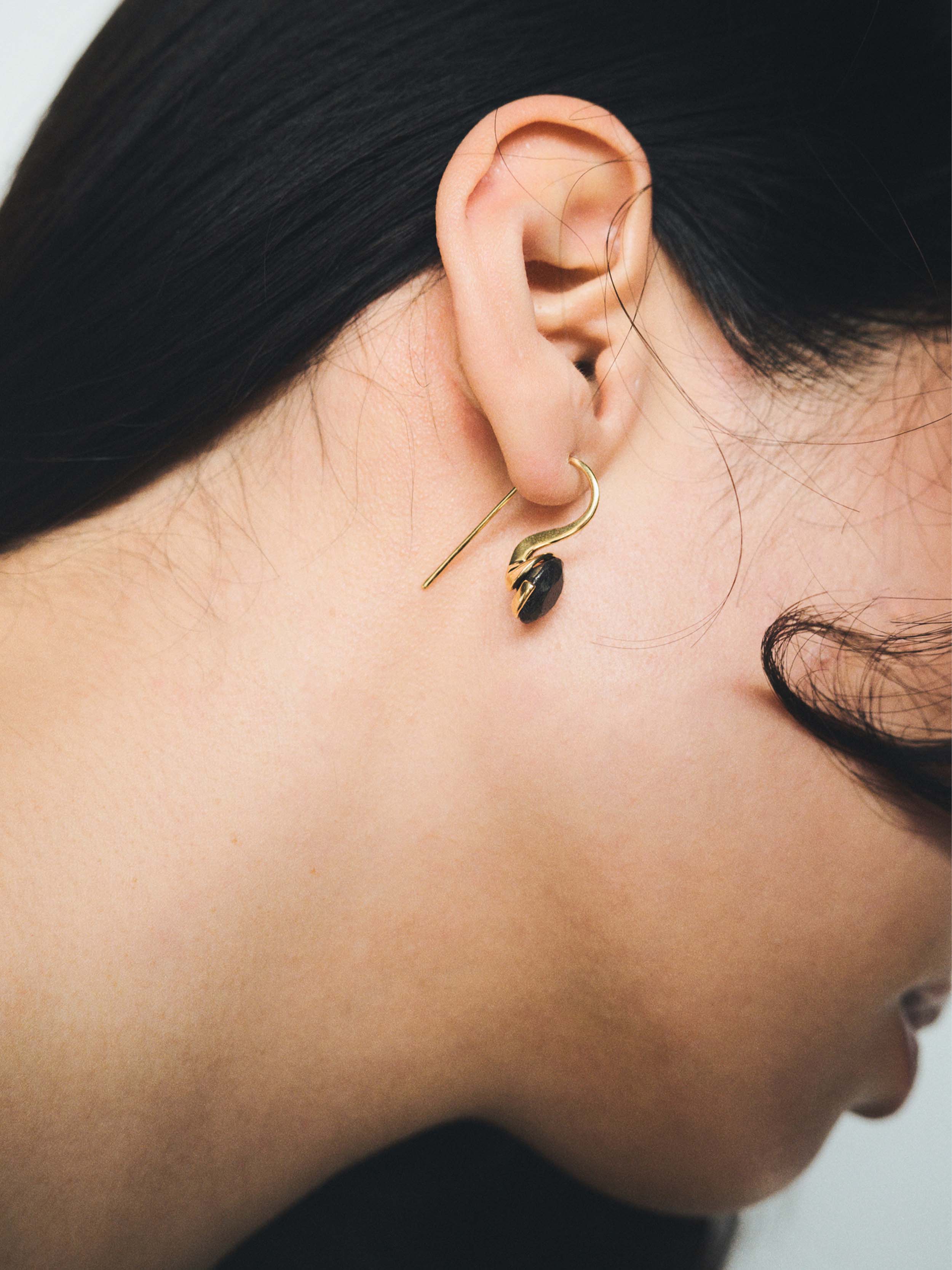 MEADOW BOUCLE D’OREILLE 3CT. TAILLE BRILLANT MPINGO DROITE
