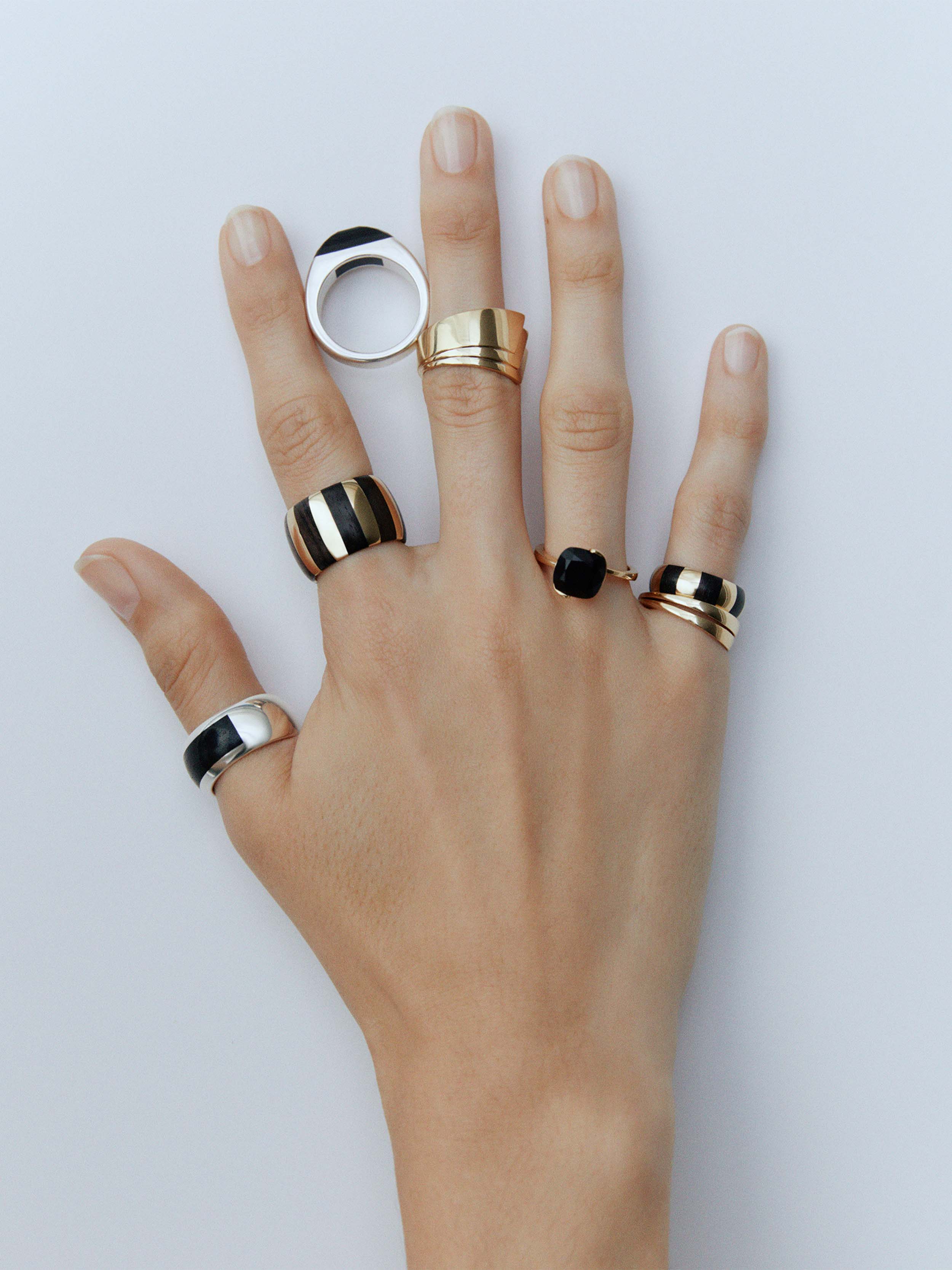 PETAL RING 3CT. CUSHION SLEBET MPINGO